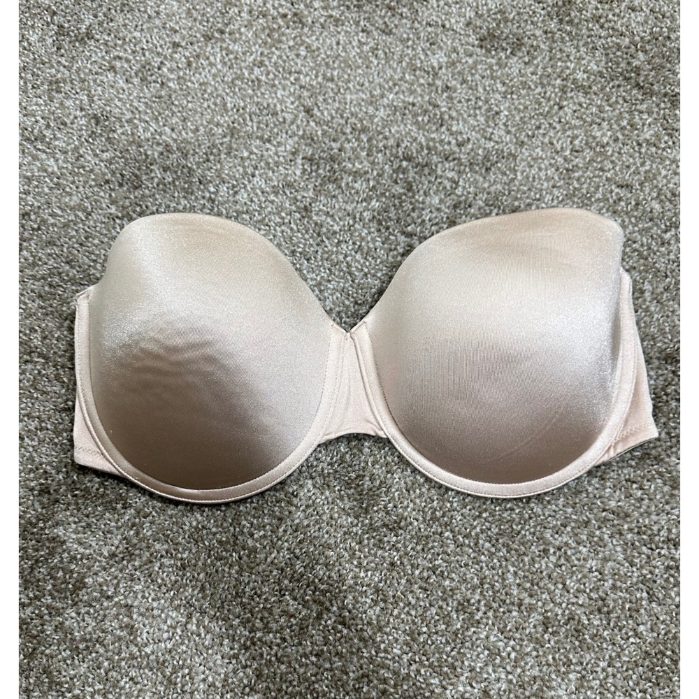 Dreamfit Bra Women 38DD Beige Strapless Underwire Molded Cup Stay Put 7523